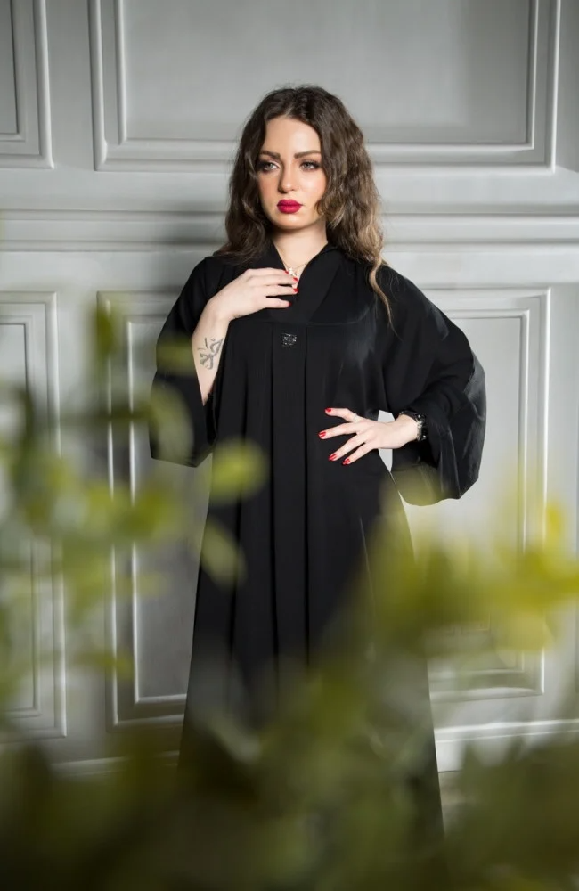 مسكرة من الامام